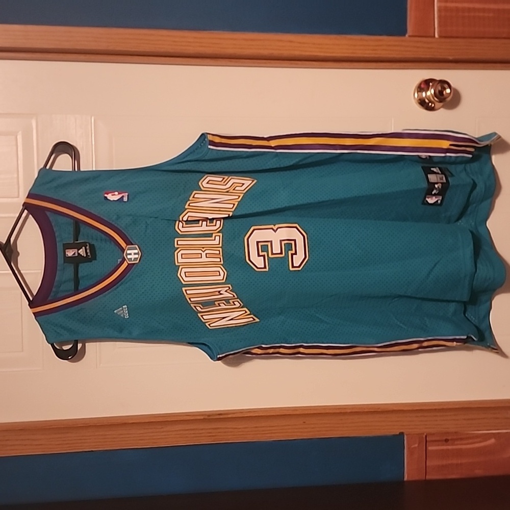 Vintage New Orleans Hornets jersey